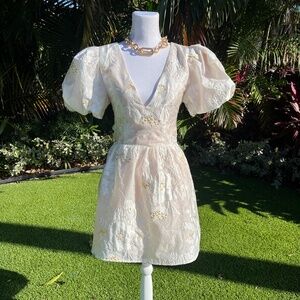 Elliat Dress size small